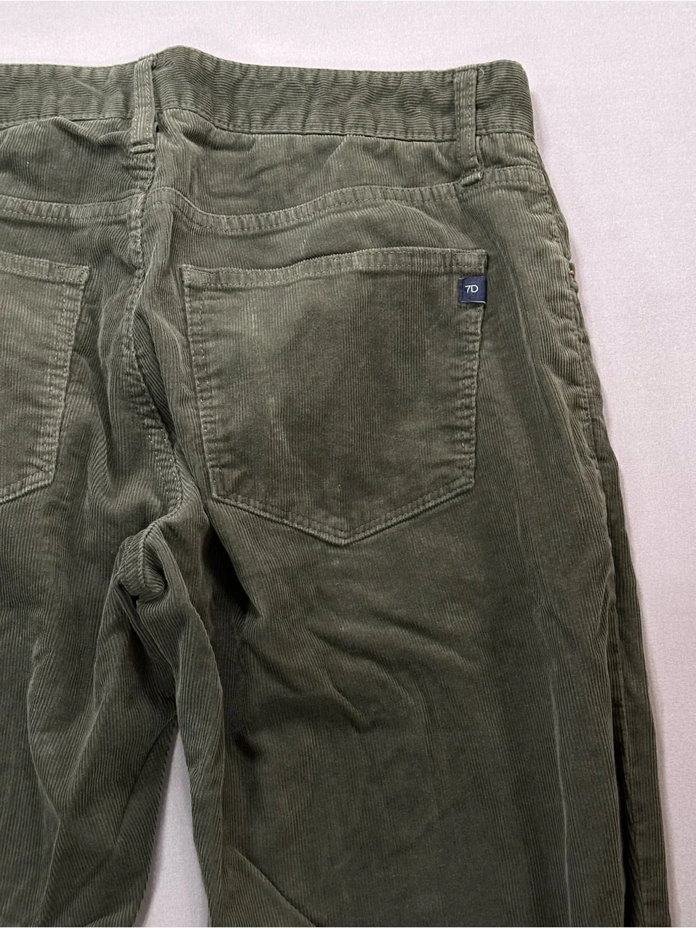 7 Diamonds Clifton Slim Straight, Olive Green Corduroy - Mens 30x30